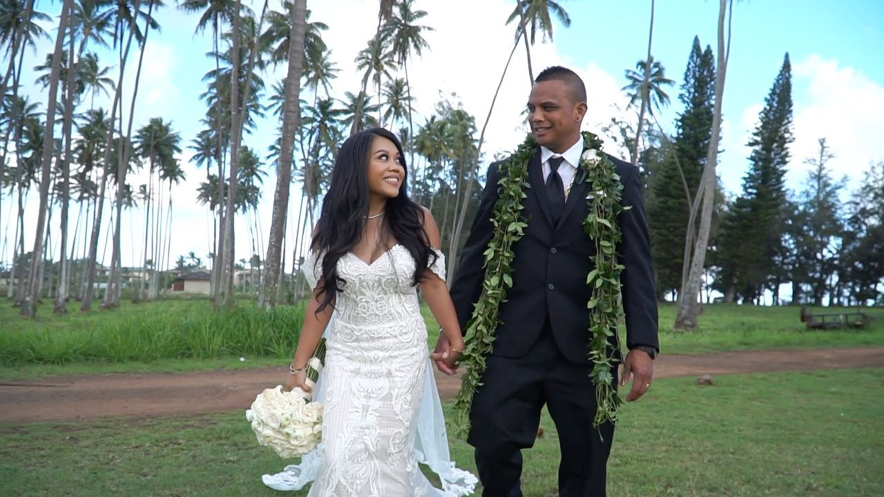 What a DAY at the always beautiful @kauaibeachresort! Levy and Matt had the most amazing wedding day. The day was filled with lots of laughs, tears of joy, and tons of love. Congratulations to Levy and Matt. Congratulations! #10lm #10thlettermedia @__levymk 
.⠀⠀⠀⠀⠀⠀⠀⠀⠀⠀⠀⠀⠀⠀⠀⠀⠀⠀
⠀⠀⠀⠀⠀⠀⠀⠀⠀
.⠀⠀⠀⠀⠀⠀⠀⠀⠀⠀⠀⠀⠀⠀⠀⠀⠀⠀
⠀⠀⠀⠀⠀⠀⠀⠀⠀
.⠀⠀⠀⠀⠀⠀⠀⠀⠀⠀⠀⠀⠀⠀⠀⠀⠀⠀
⠀⠀⠀⠀⠀⠀⠀⠀⠀
#hawaiiwedding #kauaidestinationwedding #weddingfilm #engaged #kauaivideographer #weddingvideo #kauaiweddingphotographer #destinationweddings #weddingwire #love #weddingday #kauaiwedding  #weddinginspiration #kauai #weddingfilmmaker #kauaiwedding #kauaiweddingvideographer #realwedding #weddingtips #justengaged #funwedding #hawaiiweddingideas #kauaiweddingvenue #bride #love #weddingdress #weddingmakeup